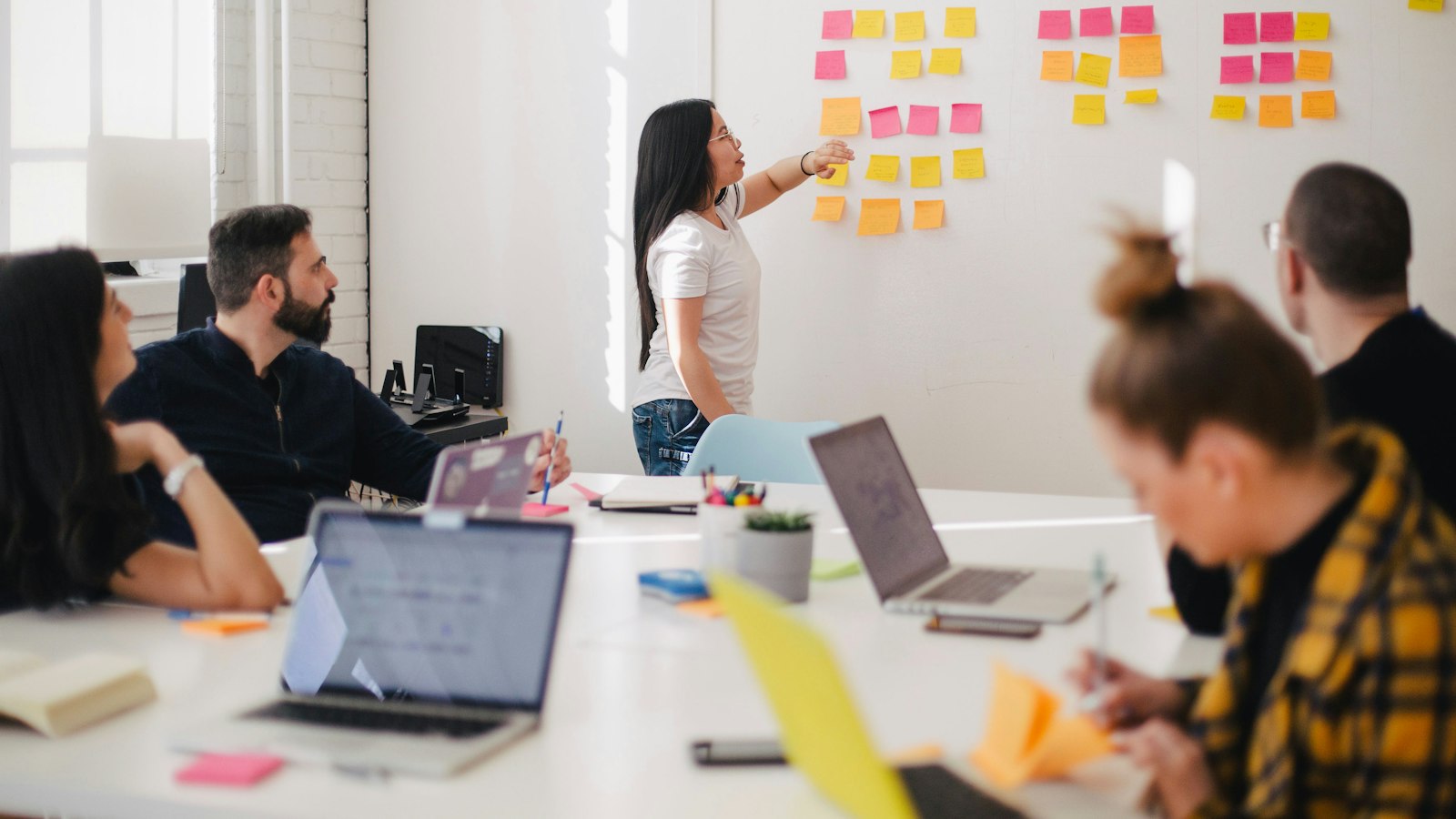 Master the Art of Social Media Engagement Through Webinars