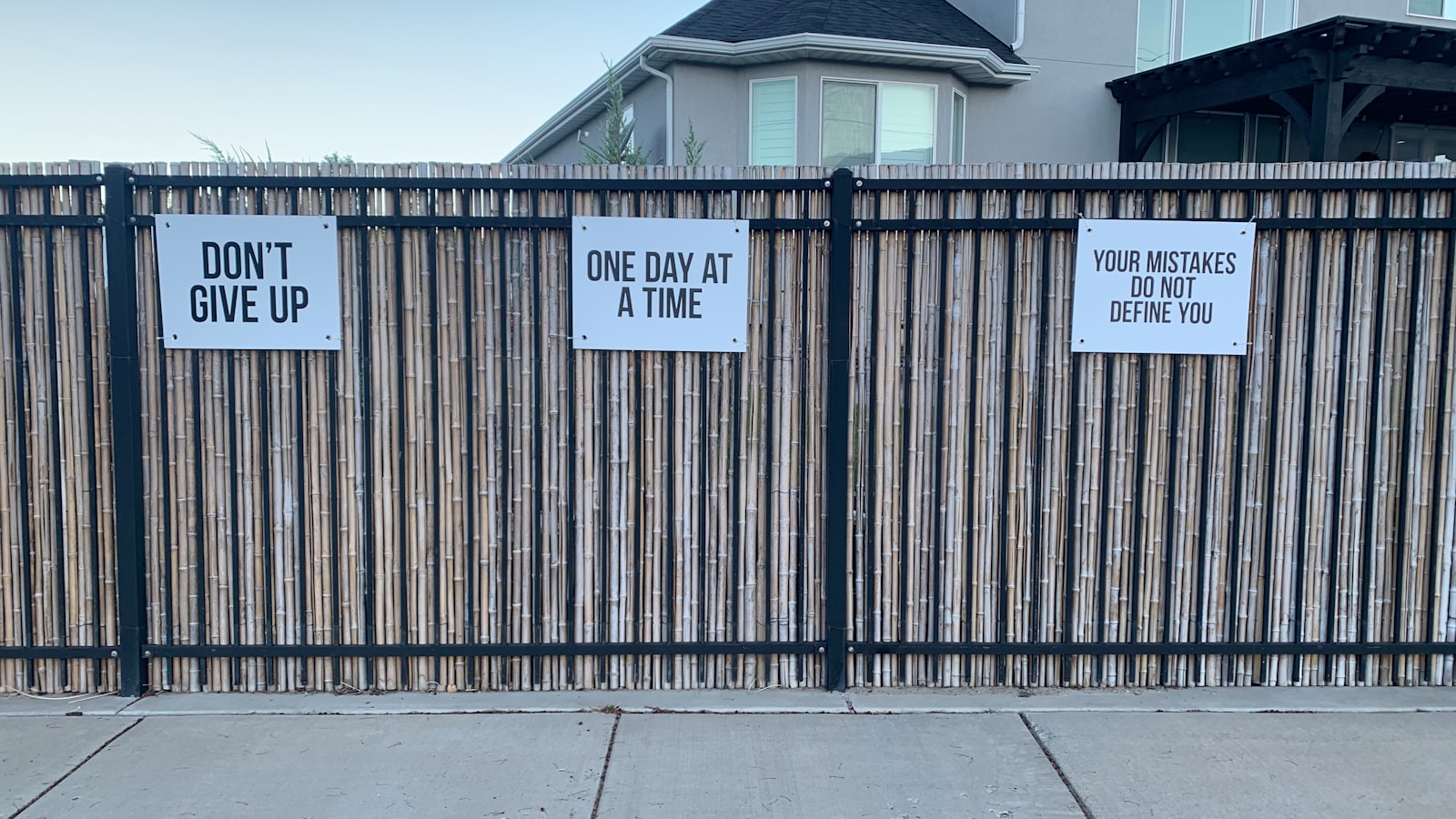 - Defining⁤ Content Ownership and Usage Rights